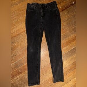 American Eagle Women's Black High-Rise Skinny Jeans